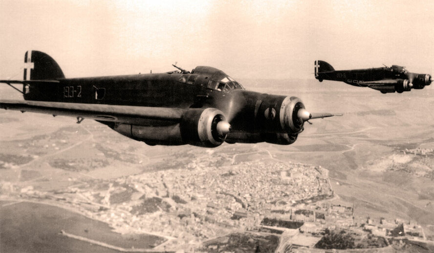 Страница истории второй мировой войны. Первая бомбардировка Кипра
